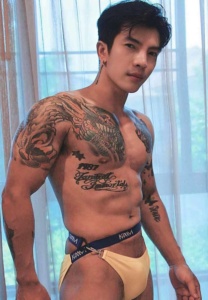 Max-yellow แม็ก จิณณะ กลมเกลียว yellow