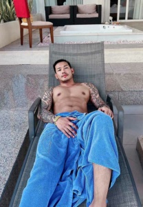 Toy Nanthaphop towel