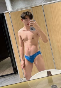 tee-mirror ตี๋ ธวัช mirror