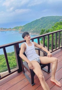 moss-cat มอส ศักดิ์สิทธิ์