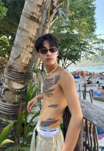 Pom-tree ปอม ปาร์คเกอร์