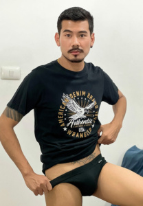 boy-black บอย ทิชานนท์