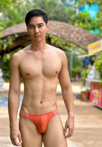 ต้น นพดล