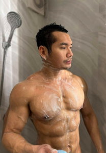 Patcharapong-shower Patcharapong Pongpochai
