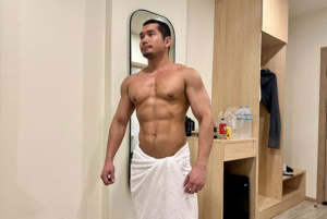 Patcharapong-towel