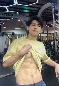 ตูน วันเฉลิม