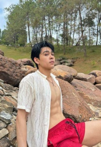 ตูน วันเฉลิม